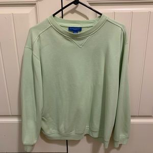 women’s mint green crew neck